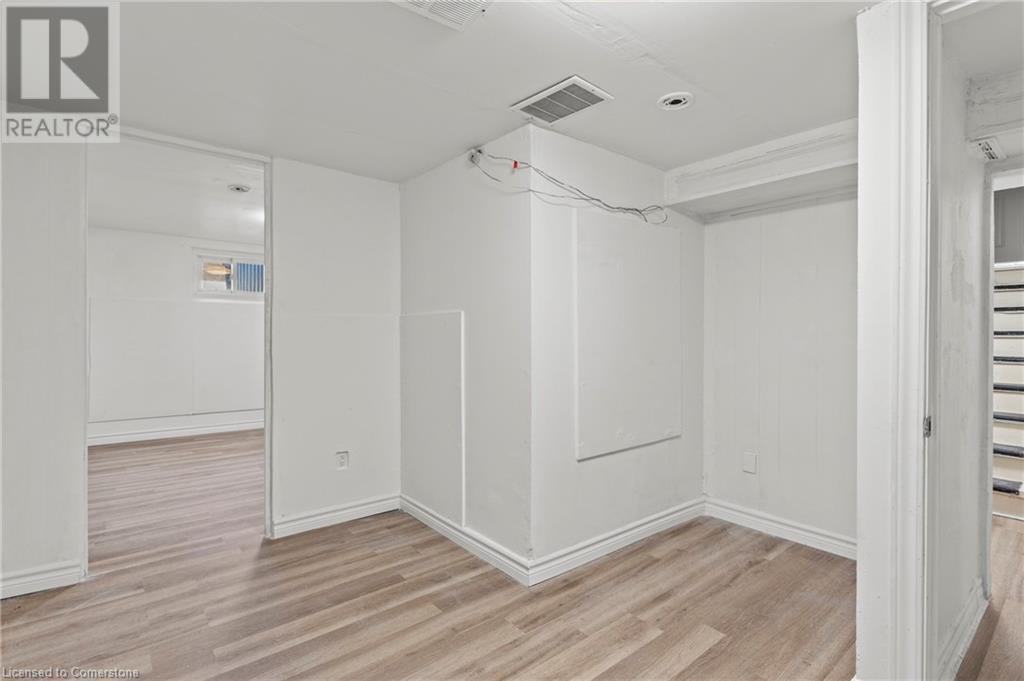 50 West 4th Street, Hamilton, Ontario  L9C 3M4 - Photo 22 - 40744264
