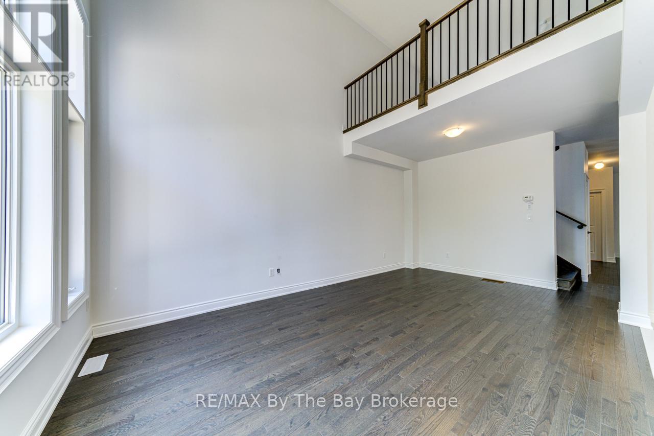 5 Misty Ridge Road, Wasaga Beach, Ontario  L9Z 0R8 - Photo 13 - S12239803