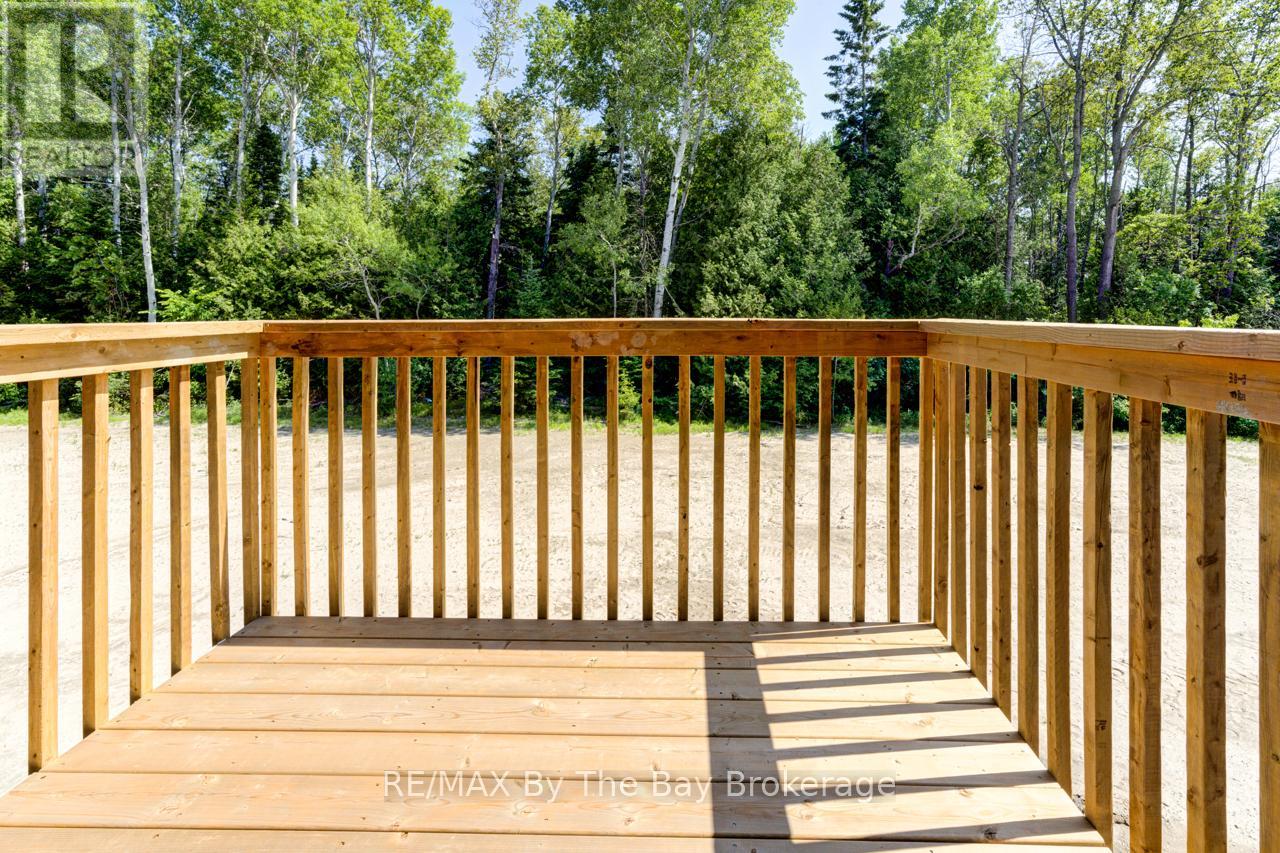 5 Misty Ridge Road, Wasaga Beach, Ontario  L9Z 0R8 - Photo 35 - S12239803