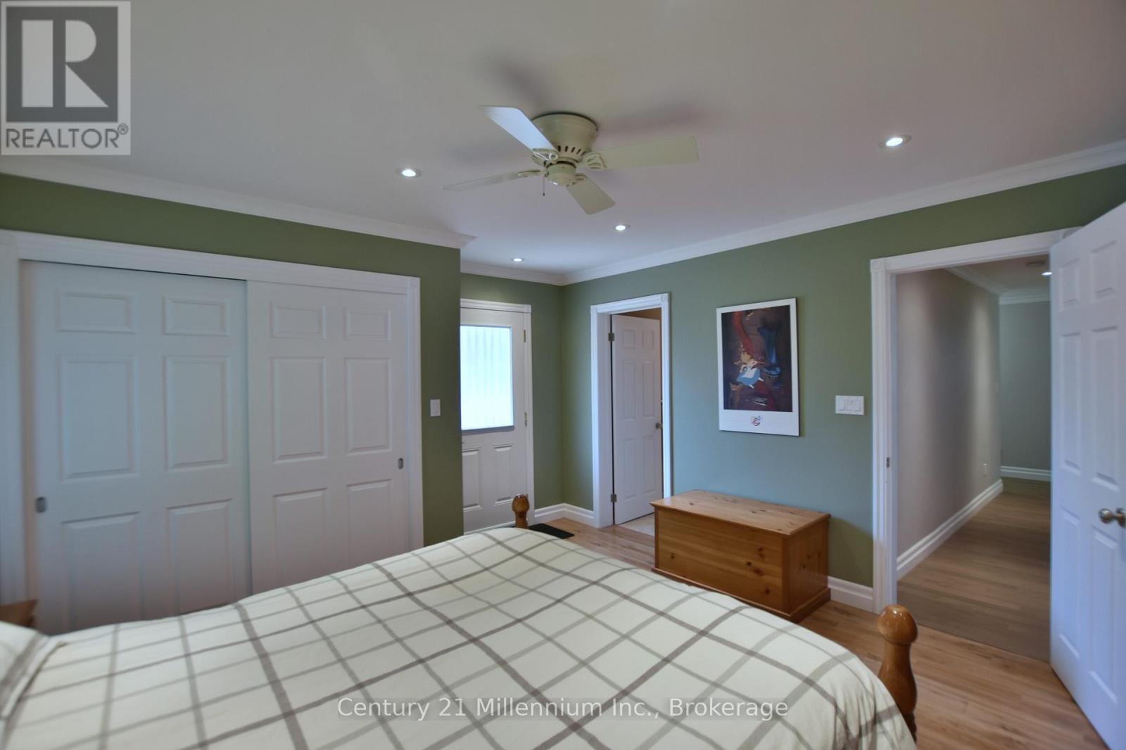 48 Indianola Crescent, Wasaga Beach, Ontario  L9Z 2W3 - Photo 29 - S12239889