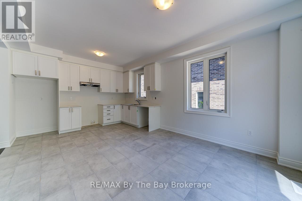 3 Misty Ridge Road, Wasaga Beach, Ontario  L9Z 0R8 - Photo 18 - S12239913