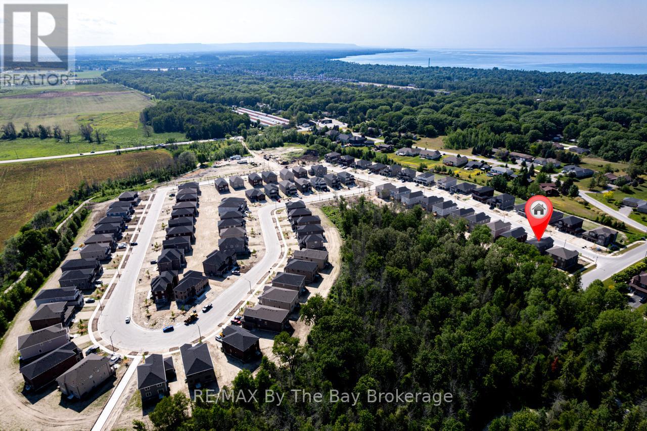 3 Misty Ridge Road, Wasaga Beach, Ontario  L9Z 0R8 - Photo 2 - S12239913