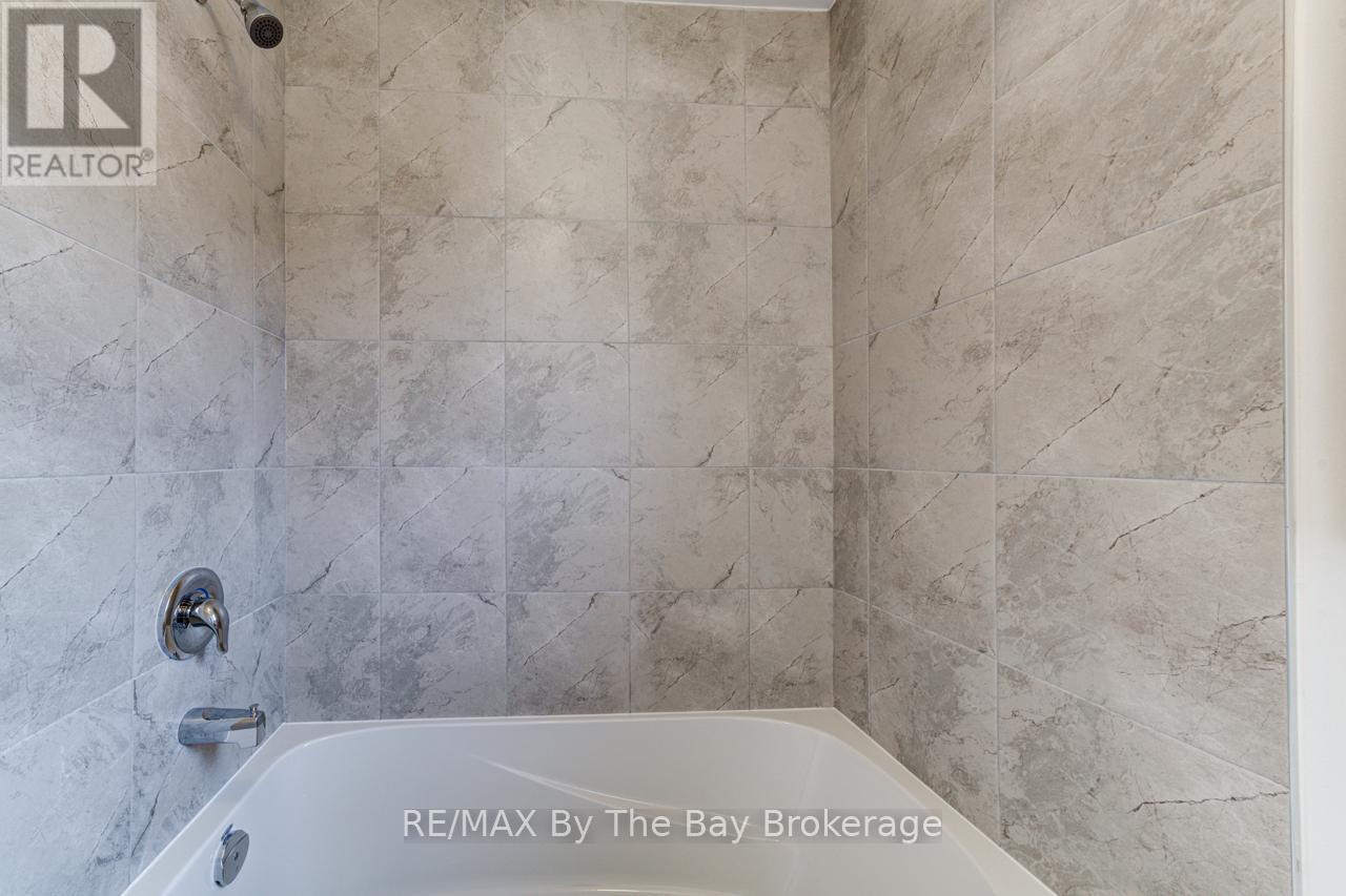 3 Misty Ridge Road, Wasaga Beach, Ontario  L9Z 0R8 - Photo 39 - S12239913