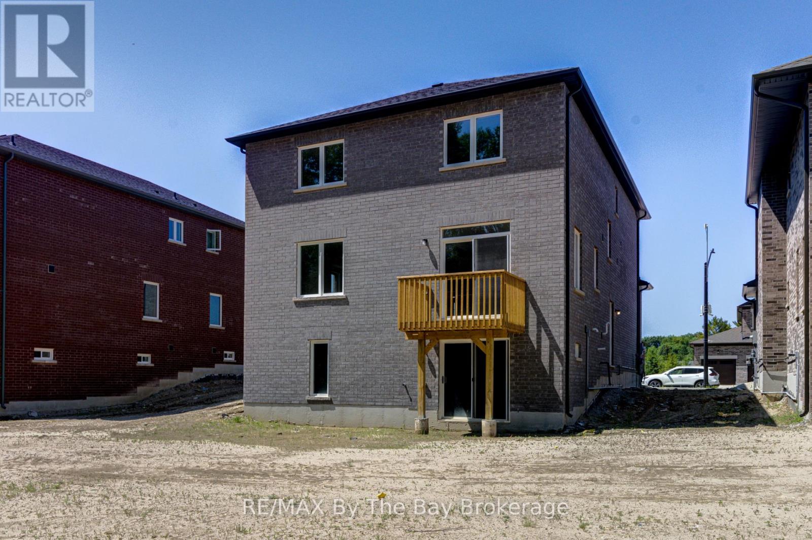 3 Misty Ridge Road, Wasaga Beach, Ontario  L9Z 0R8 - Photo 5 - S12239913
