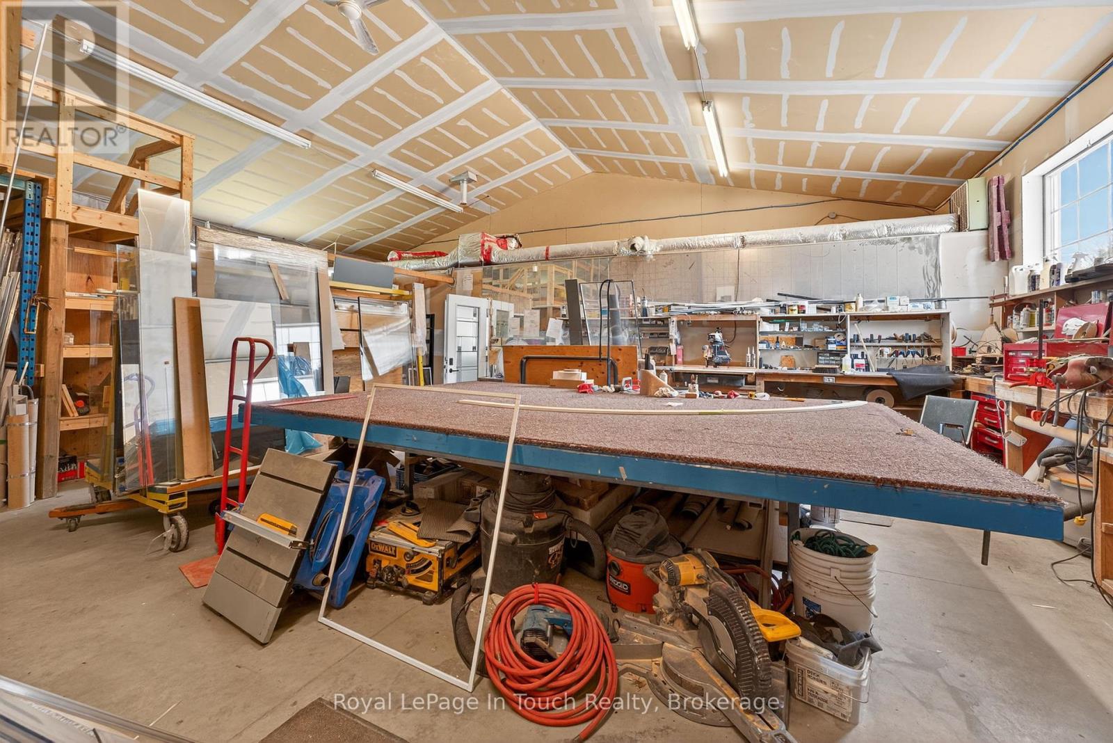 760 Balm Beach Road E, Midland, Ontario  L4R 4K4 - Photo 8 - S12240068
