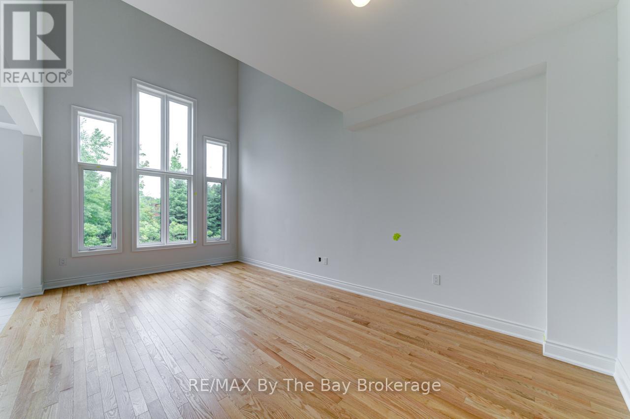 12 Misty Ridge Road, Wasaga Beach, Ontario  L9Z 0R8 - Photo 13 - S12240315