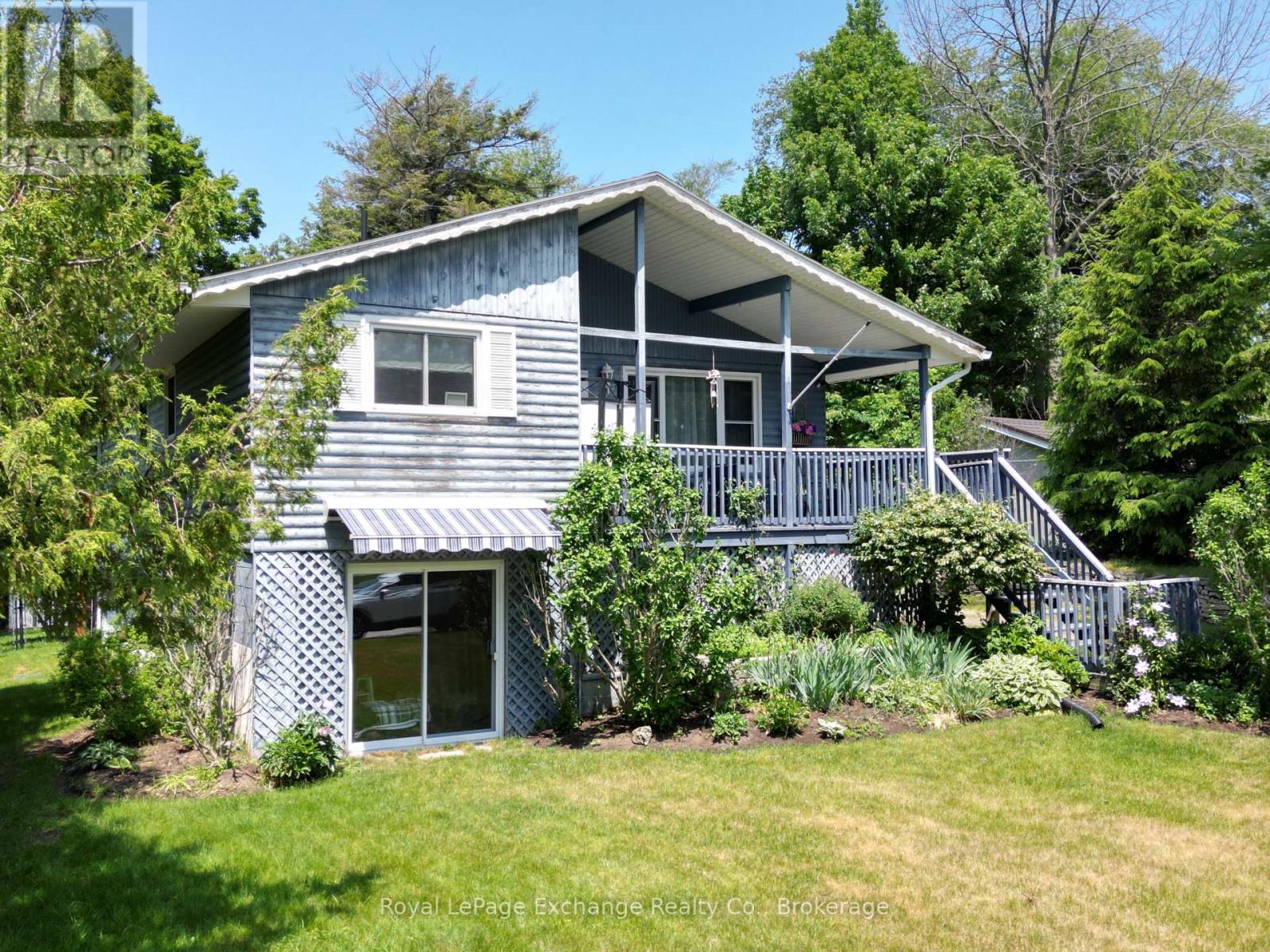 105 MENOMINI ROAD, Huron-Kinloss, Ontario