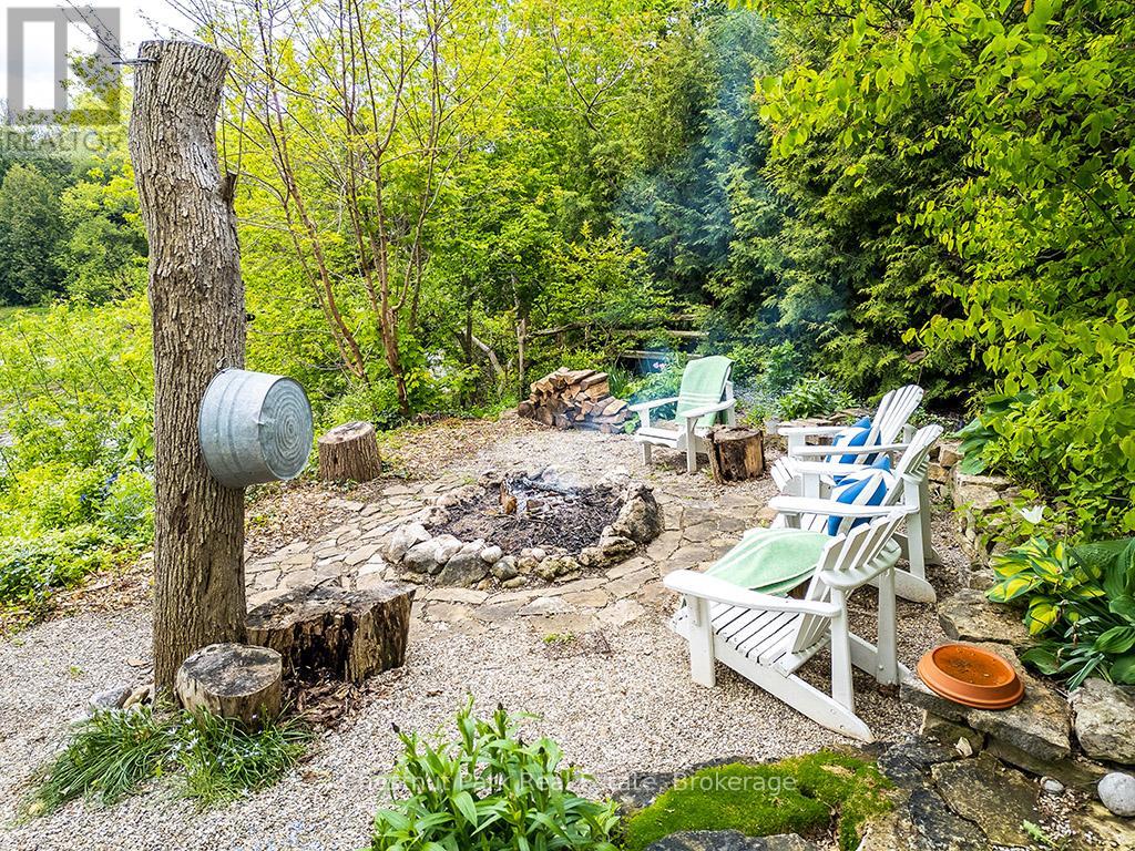 114 Clark Street, Blue Mountains, Ontario  N0H 1J0 - Photo 34 - X12240136