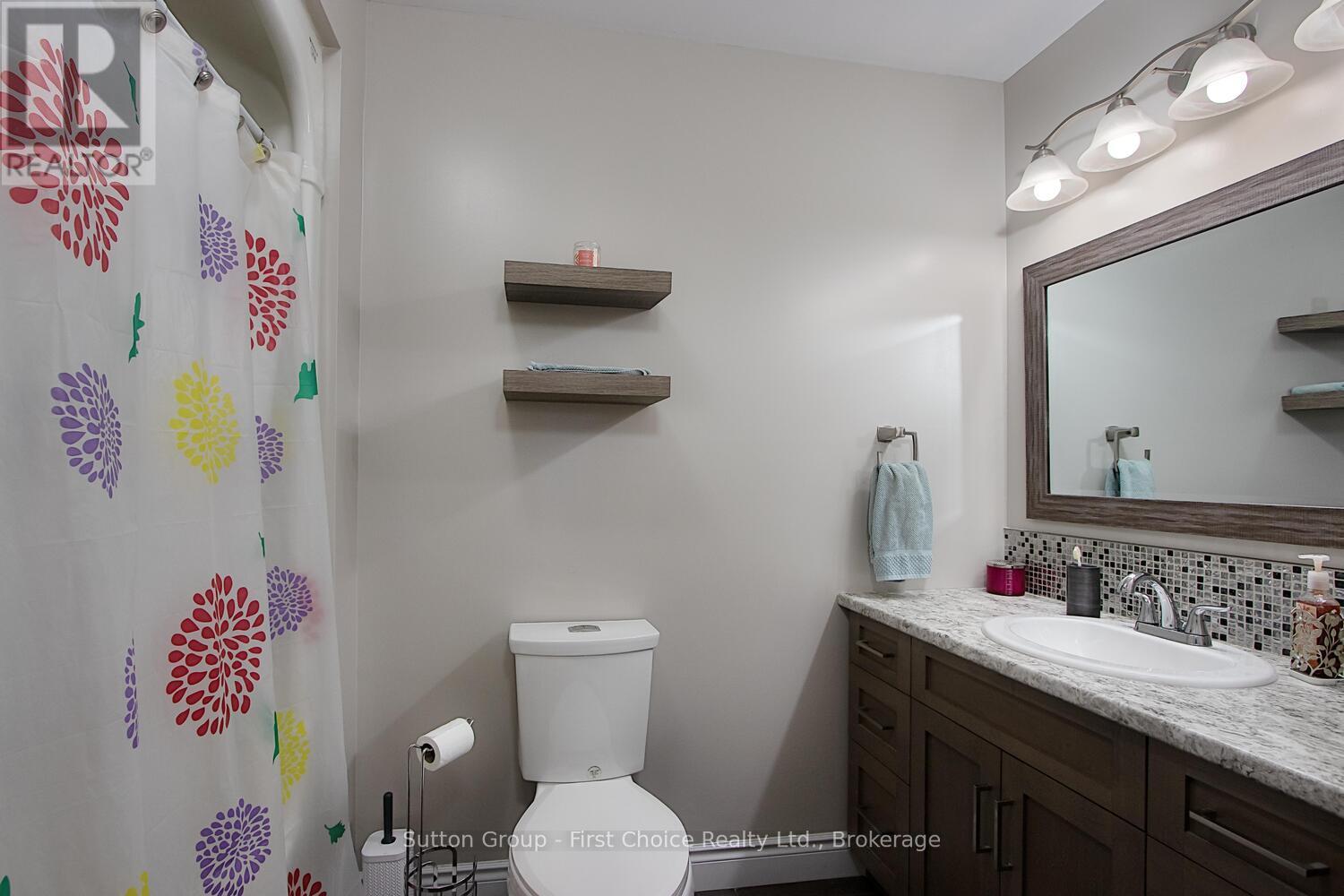 595 Hibernia Street, Stratford, Ontario  N5A 7R6 - Photo 26 - X12240278