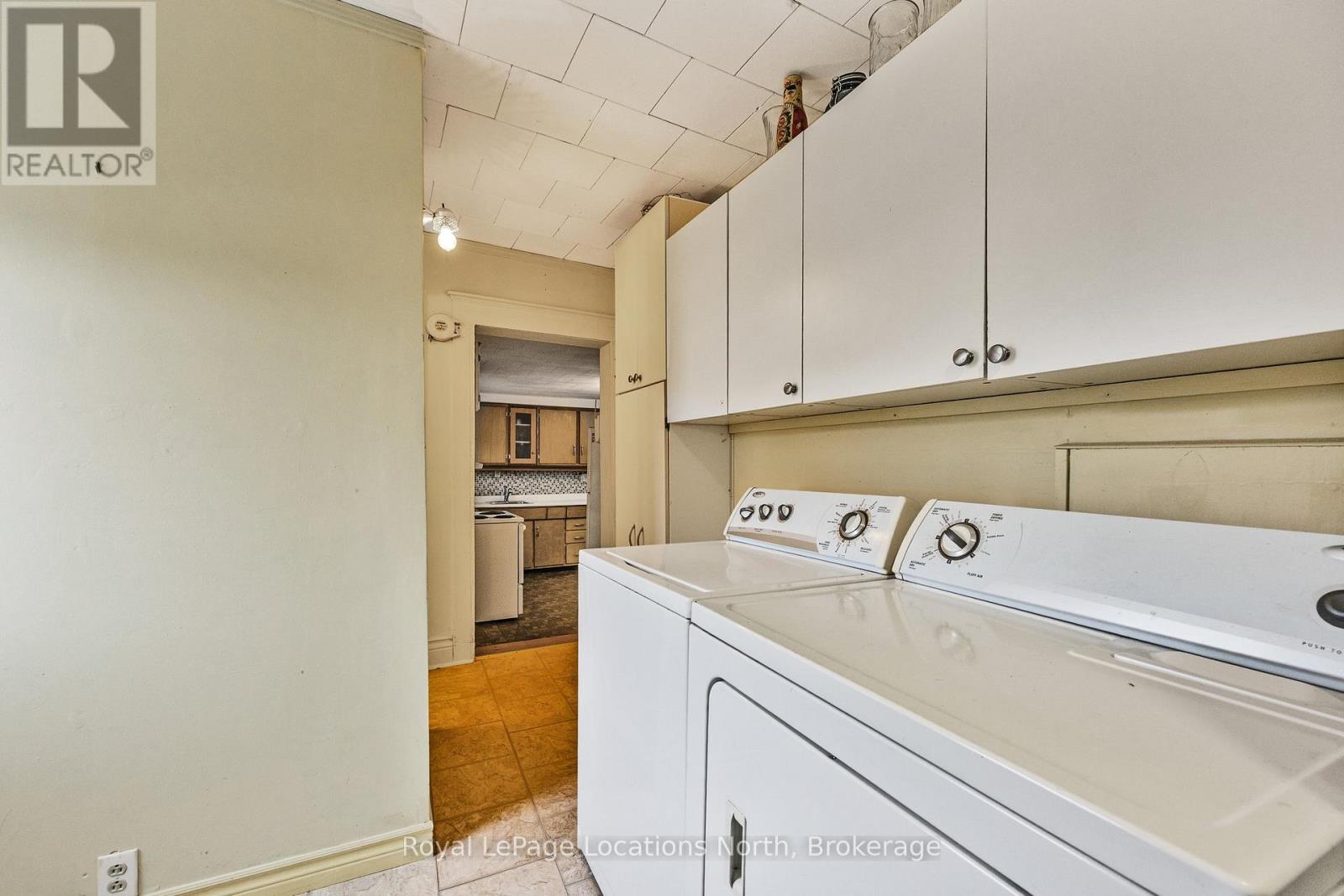 163 Henry Street, Meaford, Ontario  N4L 1E1 - Photo 16 - X12240339