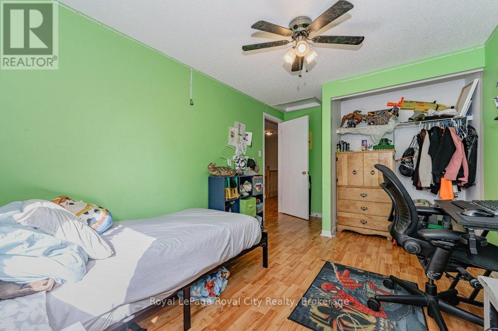 260 Tait Crescent, Centre Wellington, Ontario  N1M 3P7 - Photo 19 - X12240461