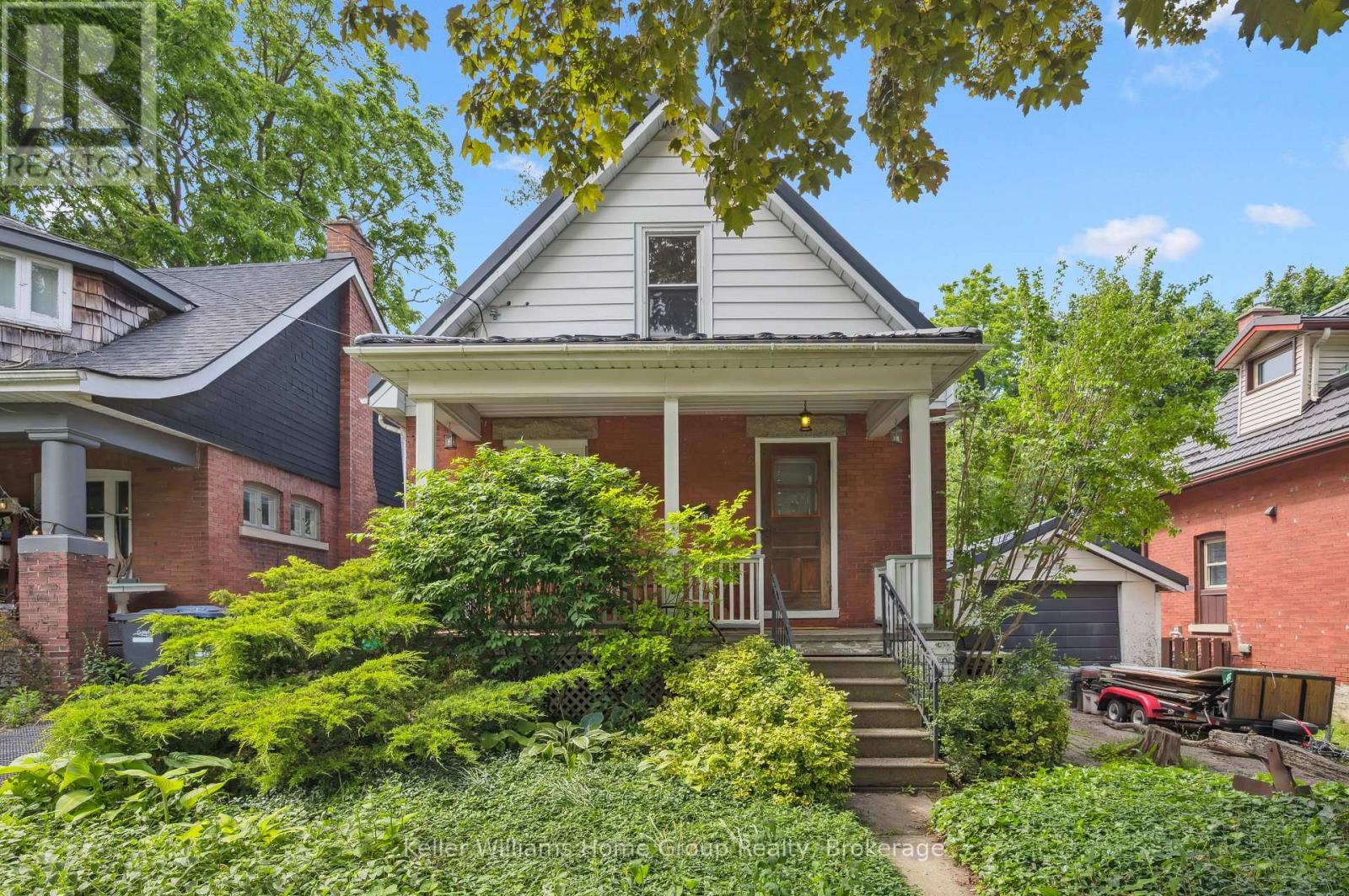 27 HOME STREET, Guelph, Ontario