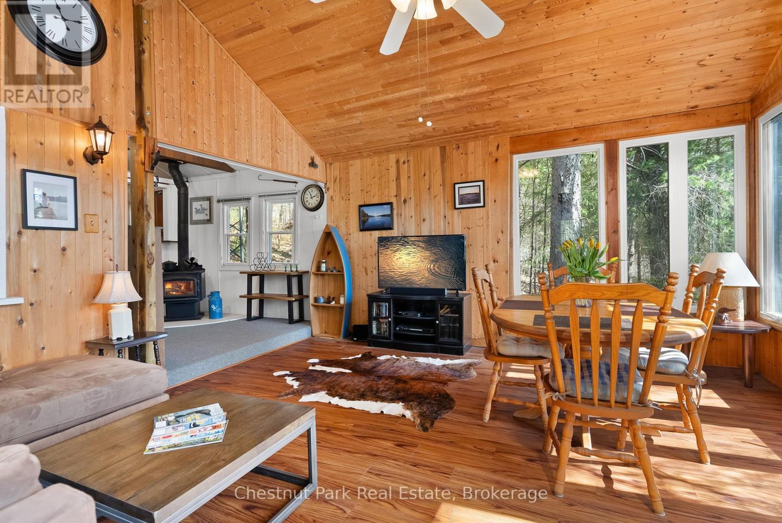 1038 Fitchett Lane, Gravenhurst, Ontario  P1P 1R3 - Photo 11 - X12240526