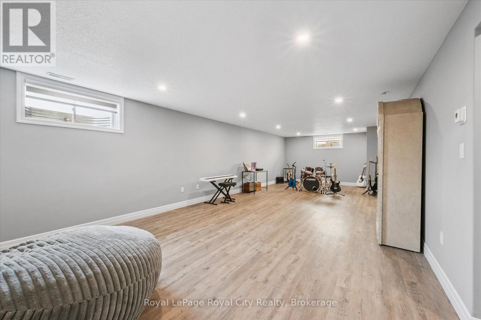 20 Winchester Crescent, North Perth, Ontario  N4W 0J8 - Photo 21 - X12240537