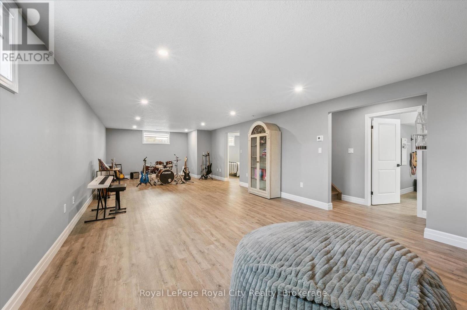 20 Winchester Crescent, North Perth, Ontario  N4W 0J8 - Photo 24 - X12240537