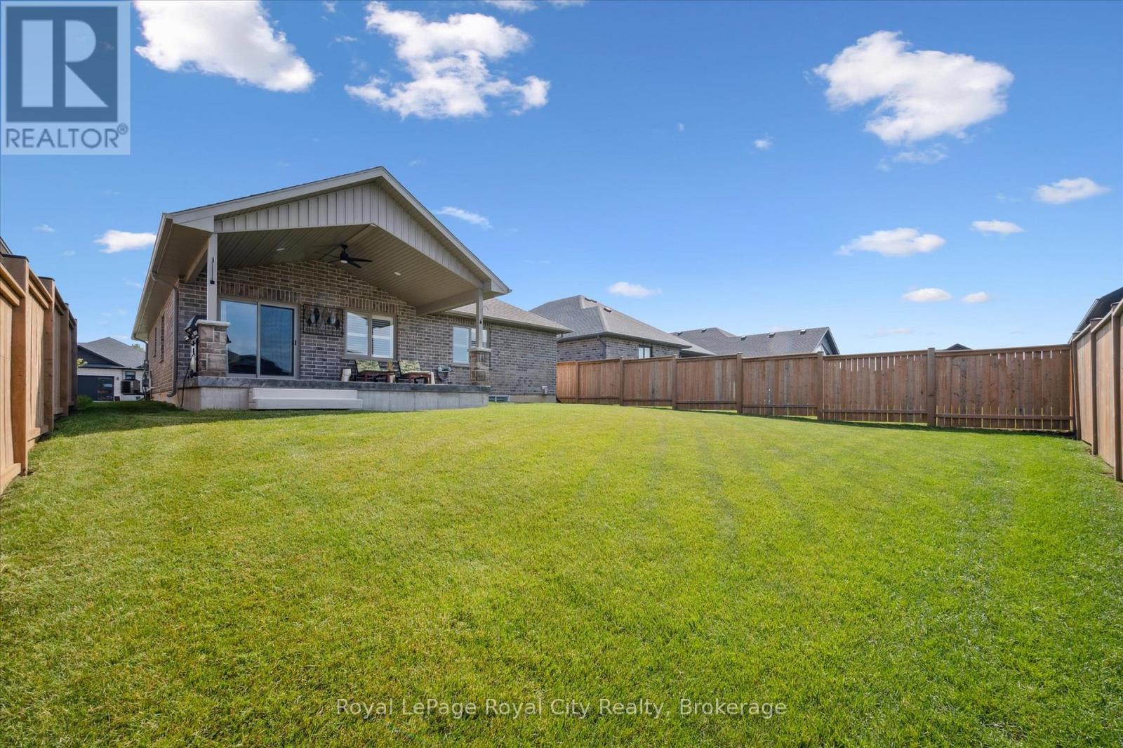 20 Winchester Crescent, North Perth, Ontario  N4W 0J8 - Photo 31 - X12240537