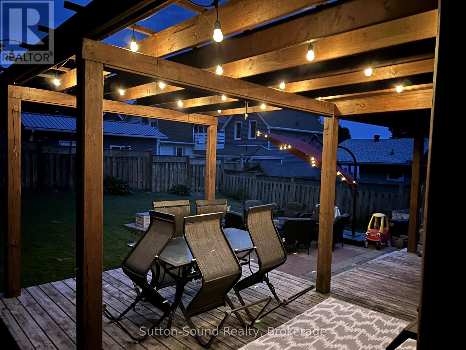 534 17th Street W, Owen Sound, Ontario  N4K 4B7 - Photo 8 - X12240570