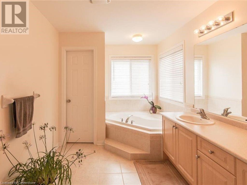 426 Robert Ferrie Drive, Kitchener, Ontario  N2P 2Y3 - Photo 23 - 40739186