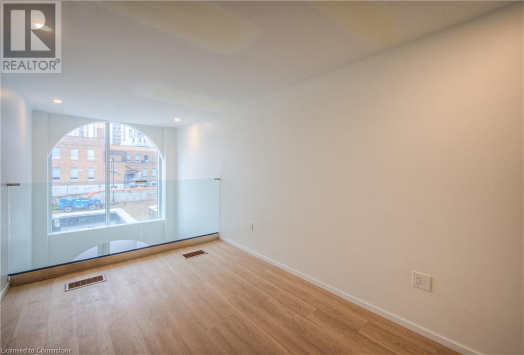 26 King Street E, Kitchener, Ontario  N2G 2K6 - Photo 37 - 40744383