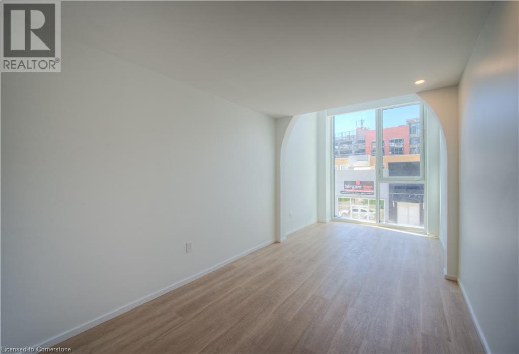 26 King Street E, Kitchener, Ontario  N2G 2K6 - Photo 4 - 40744383
