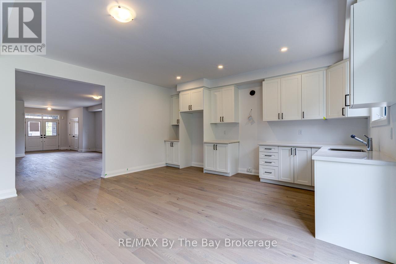 26 Amber Drive, Wasaga Beach, Ontario  L9Z 0R8 - Photo 20 - S12240588
