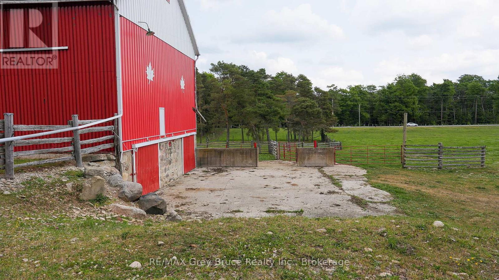 319144 Grey Road 1, Georgian Bluffs, Ontario  N4K 0G2 - Photo 43 - X12240623