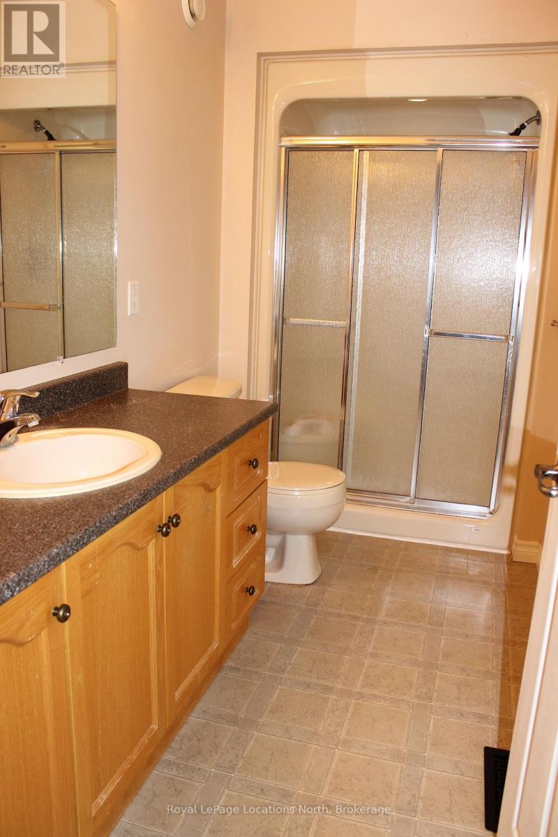 9 Pennsylvania Avenue, Wasaga Beach, Ontario  L9Z 3A8 - Photo 22 - S12240745
