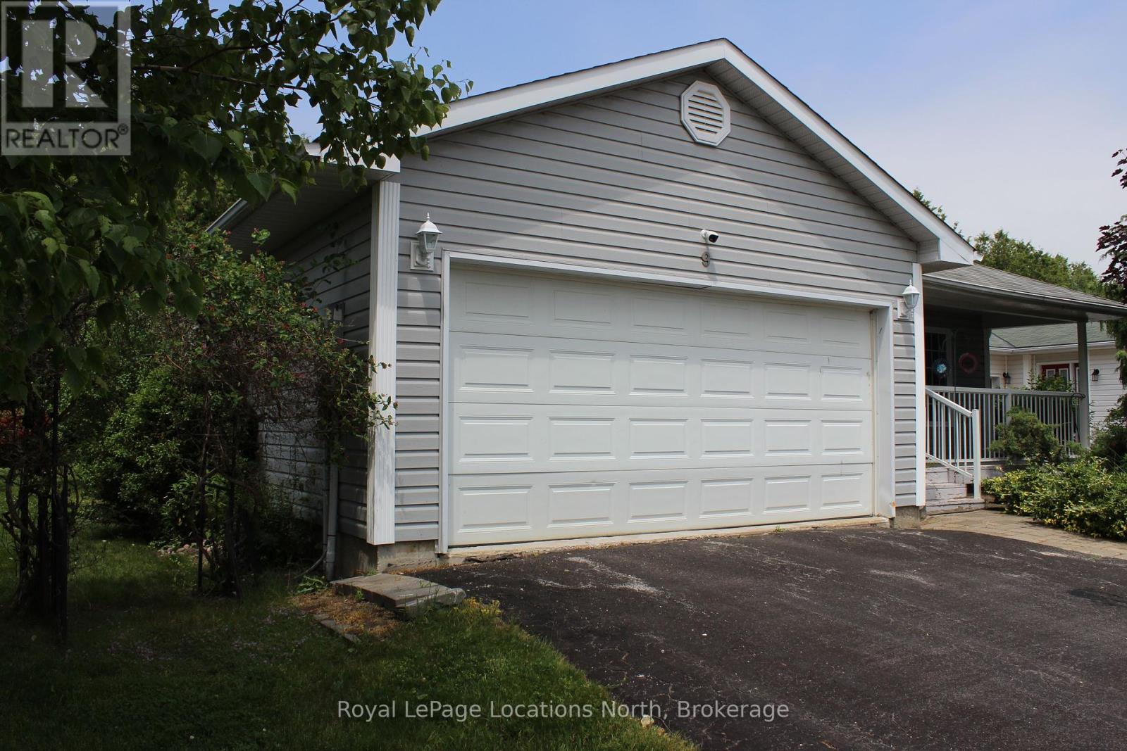 9 Pennsylvania Avenue, Wasaga Beach, Ontario  L9Z 3A8 - Photo 29 - S12240745
