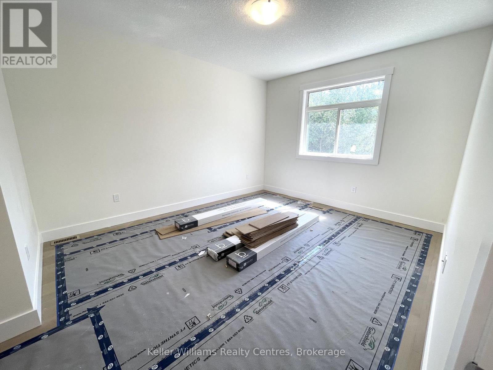 616 25th Avenue, Hanover, Ontario  N4N 3B8 - Photo 13 - X12240700