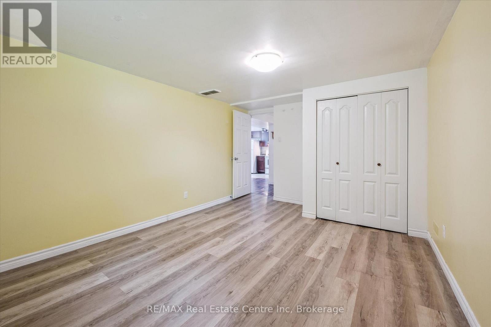 407 Ironwood Road, Guelph, Ontario  N1G 3R2 - Photo 21 - X12240704