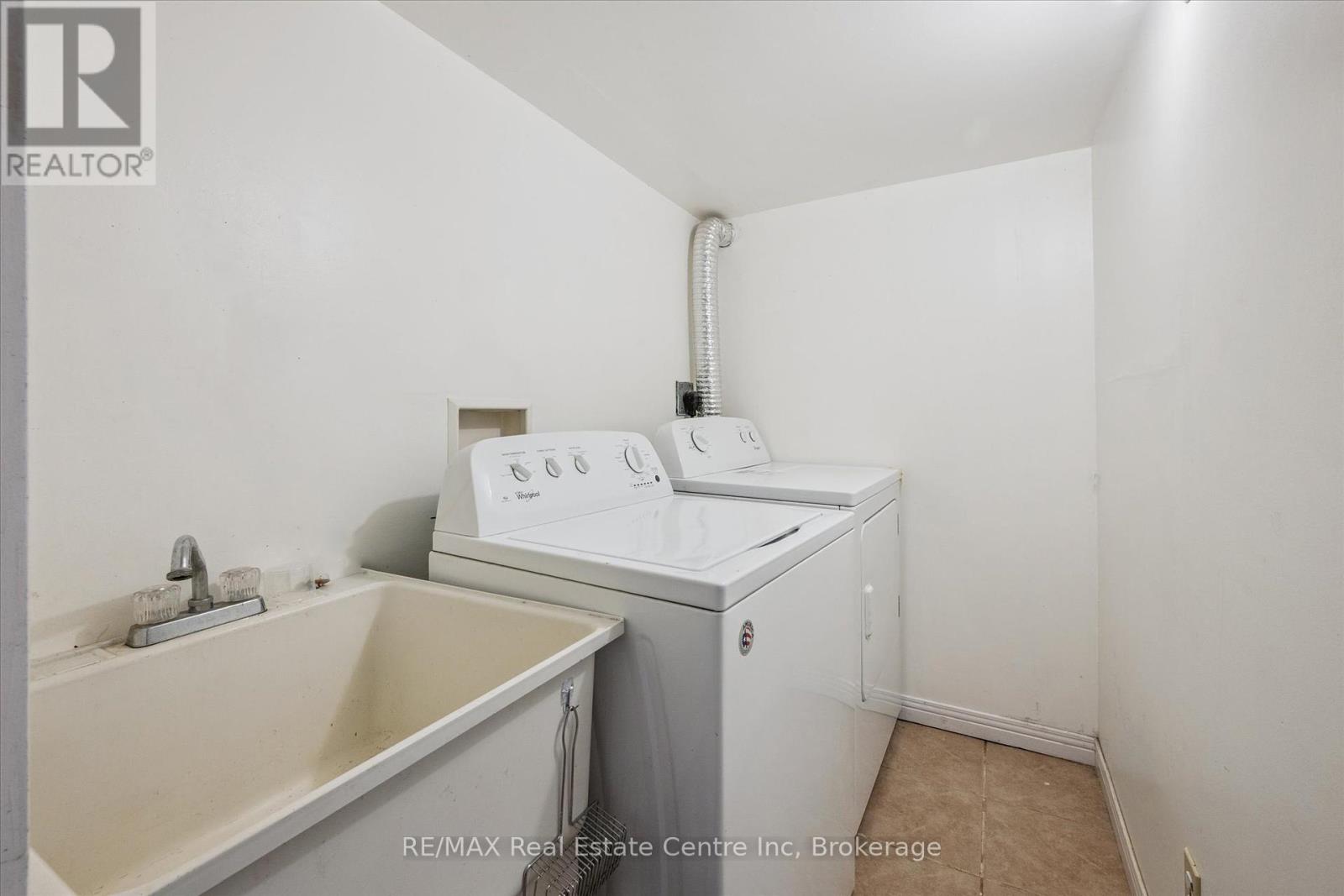 407 Ironwood Road, Guelph, Ontario  N1G 3R2 - Photo 23 - X12240704