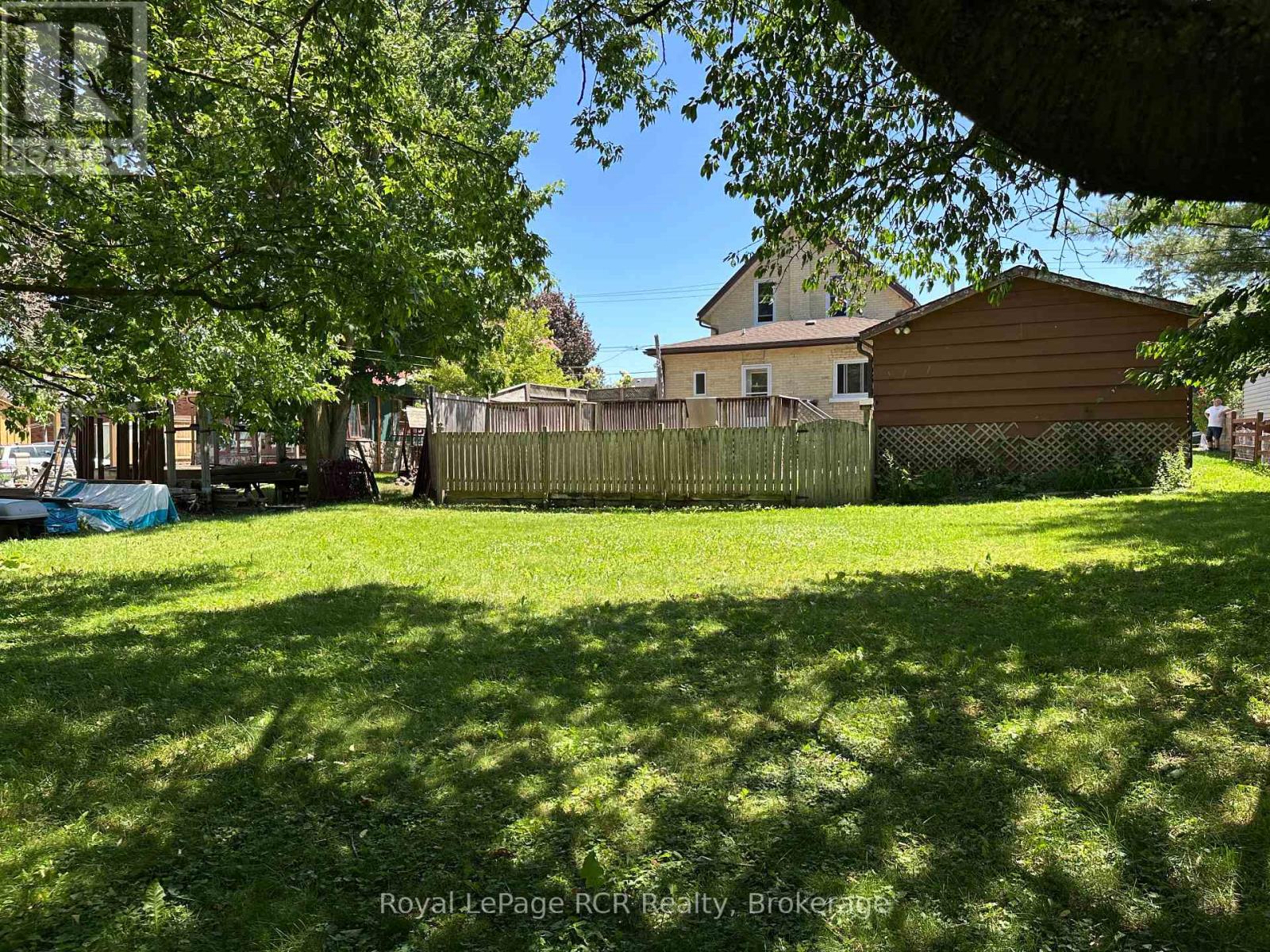 442 11th Street, Hanover, Ontario  N4N 1S7 - Photo 10 - X12240719