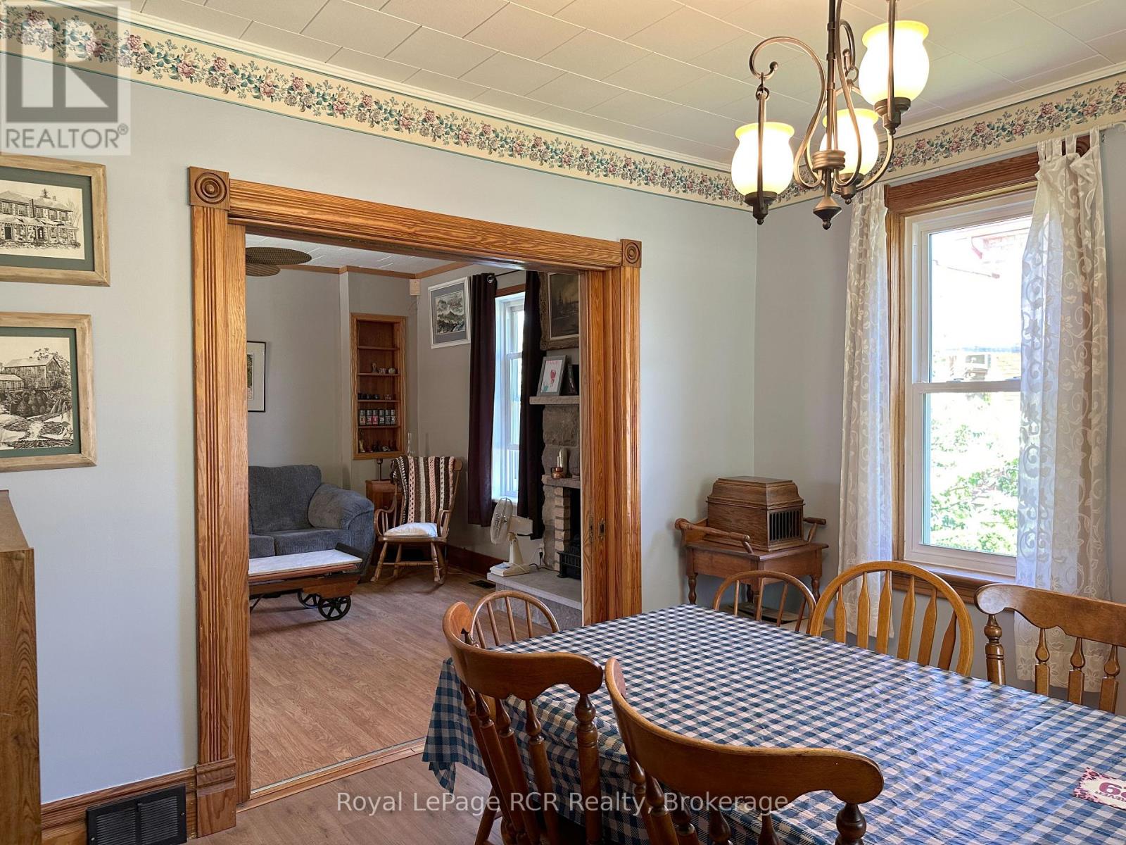 442 11th Street, Hanover, Ontario  N4N 1S7 - Photo 20 - X12240719