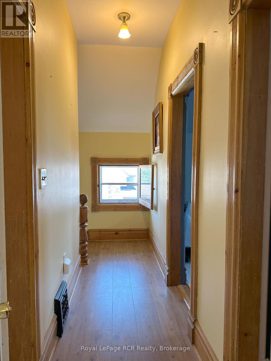 442 11th Street, Hanover, Ontario  N4N 1S7 - Photo 27 - X12240719