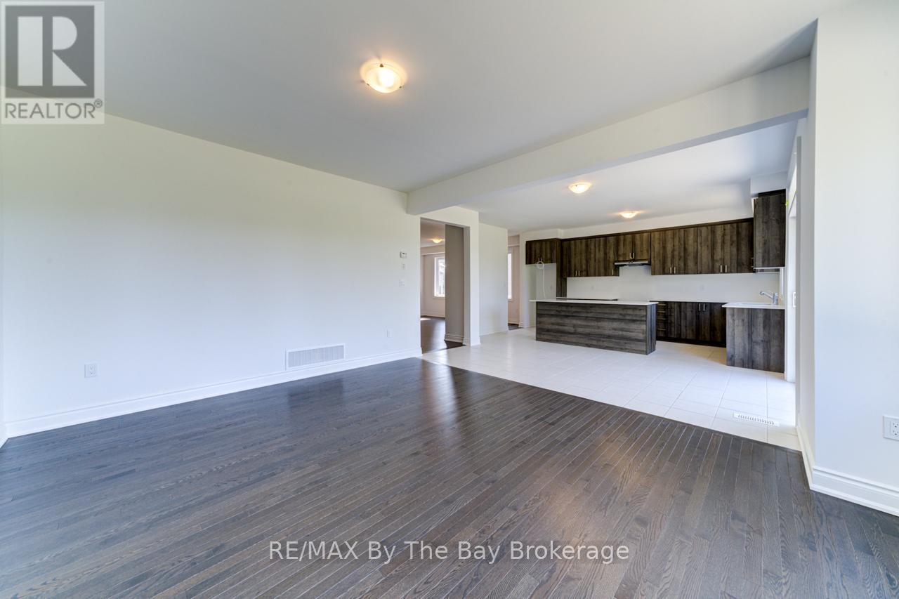 18 Amber Drive, Wasaga Beach, Ontario  L9Z 0R8 - Photo 14 - S12240802