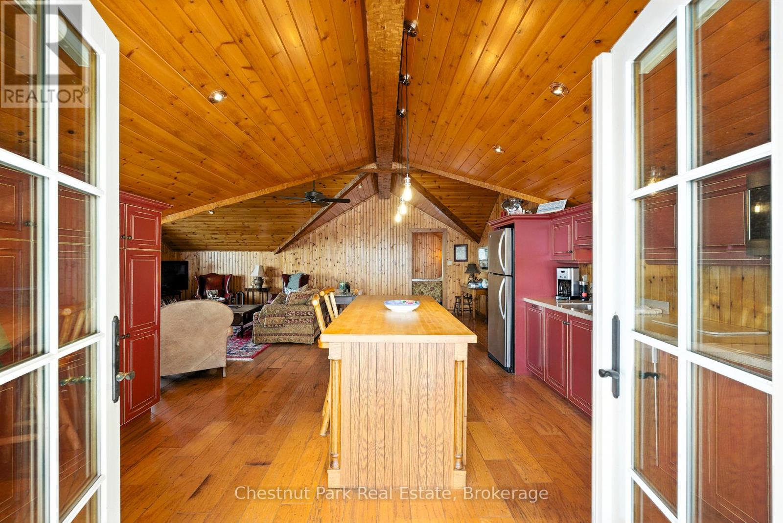 1216 Ennis Bay Road, Bracebridge, Ontario  P1L 1T8 - Photo 11 - X12240787