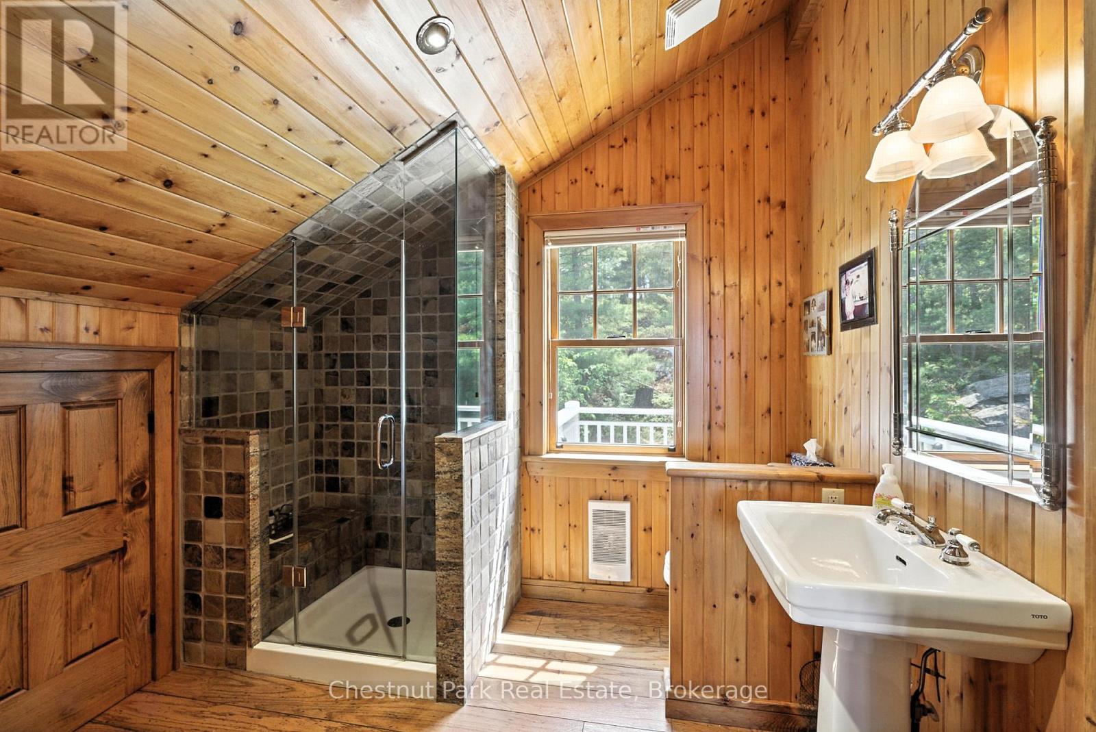 1216 Ennis Bay Road, Bracebridge, Ontario  P1L 1T8 - Photo 15 - X12240787