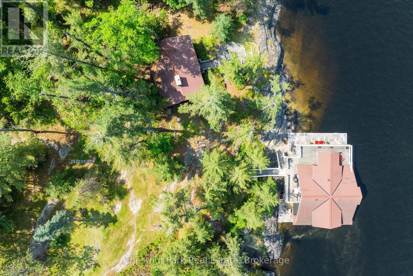 1216 Ennis Bay Road, Bracebridge, Ontario  P1L 1T8 - Photo 2 - X12240787