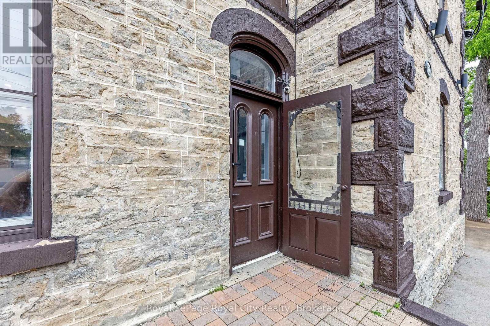 Unit B - 132 Main Street S, Guelph/eramosa, Ontario  N0B 2K0 - Photo 2 - X12240834