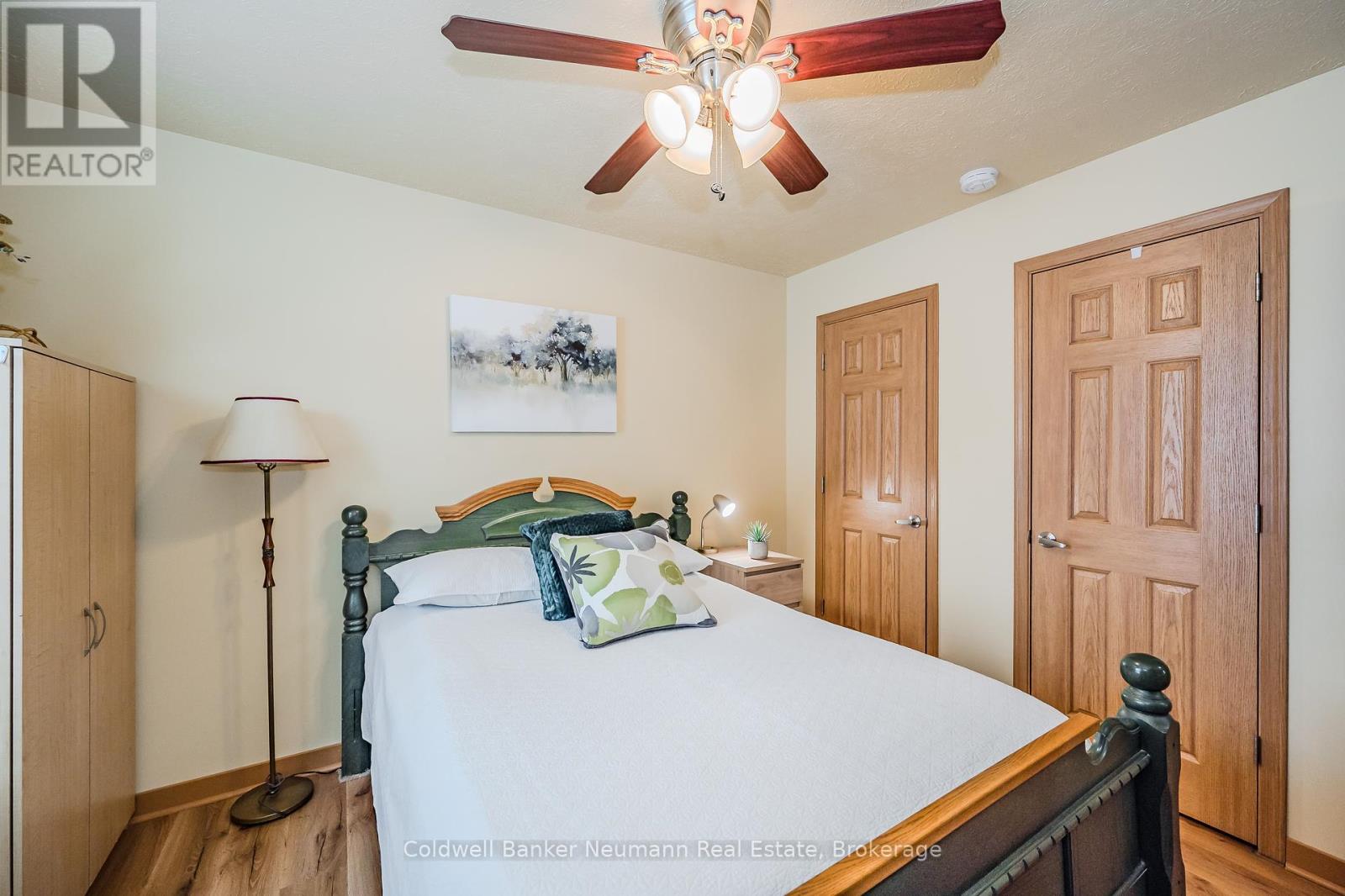 41 Cedarbush Crescent, Puslinch, Ontario  N0B 2J0 - Photo 13 - X12240844