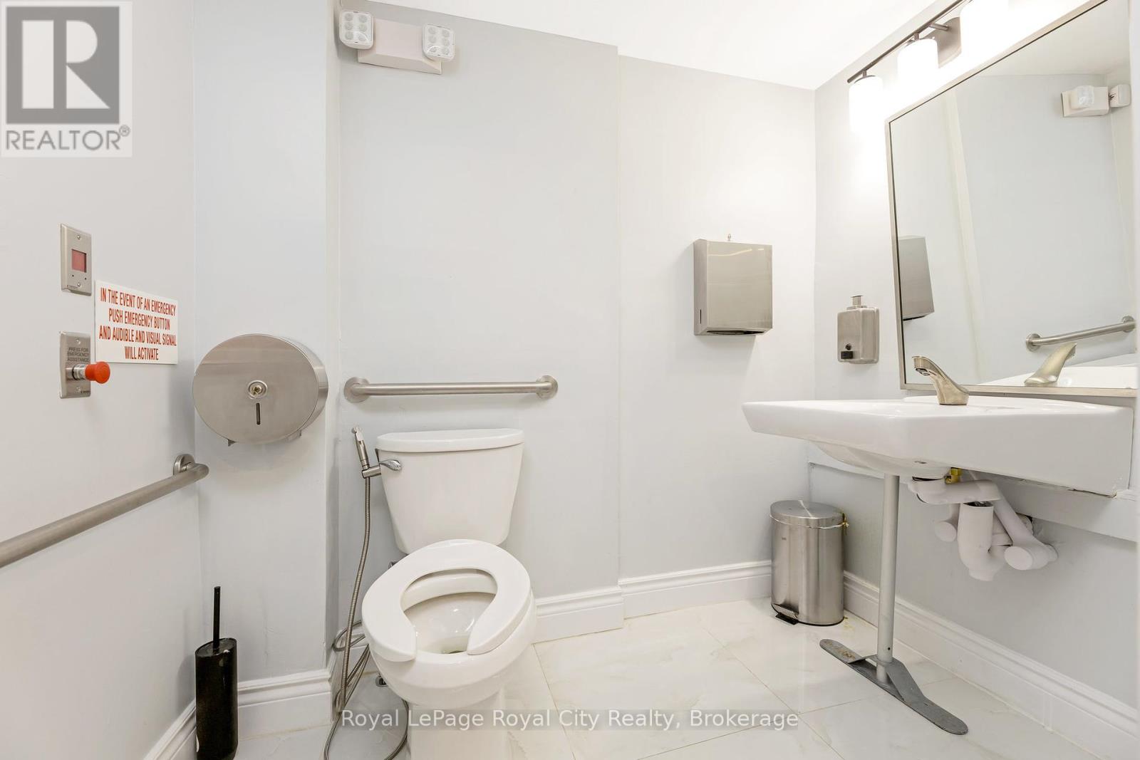 Unit B - 132 Main Street S, Guelph/eramosa, Ontario  N0B 2K0 - Photo 8 - X12240875