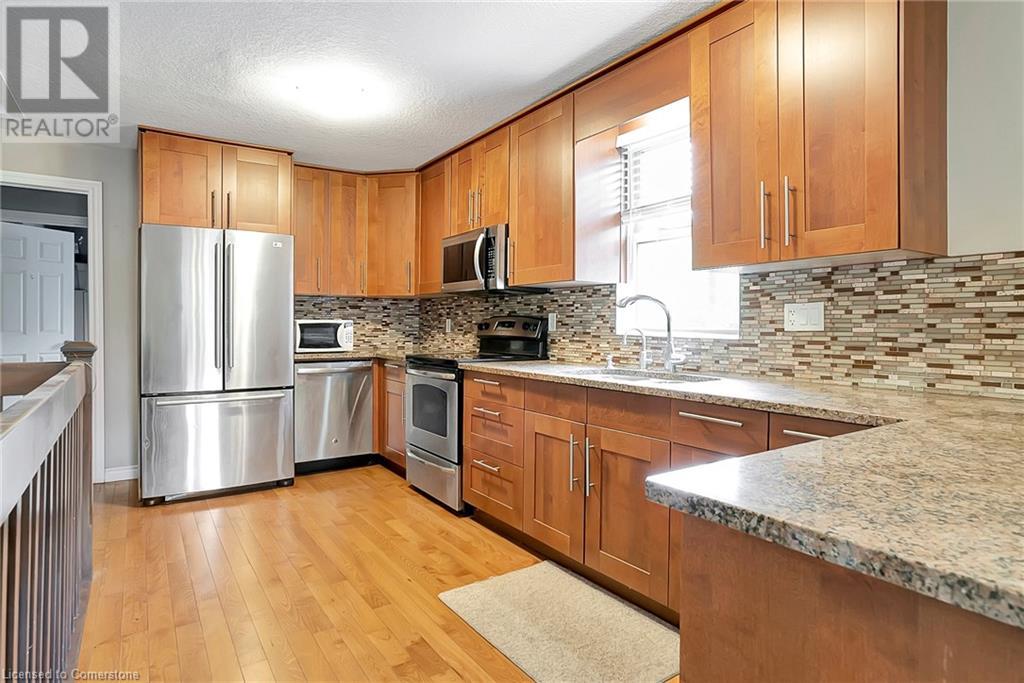1392 Doon Village Road, Kitchener, Ontario  N2P 1A5 - Photo 7 - 40744142