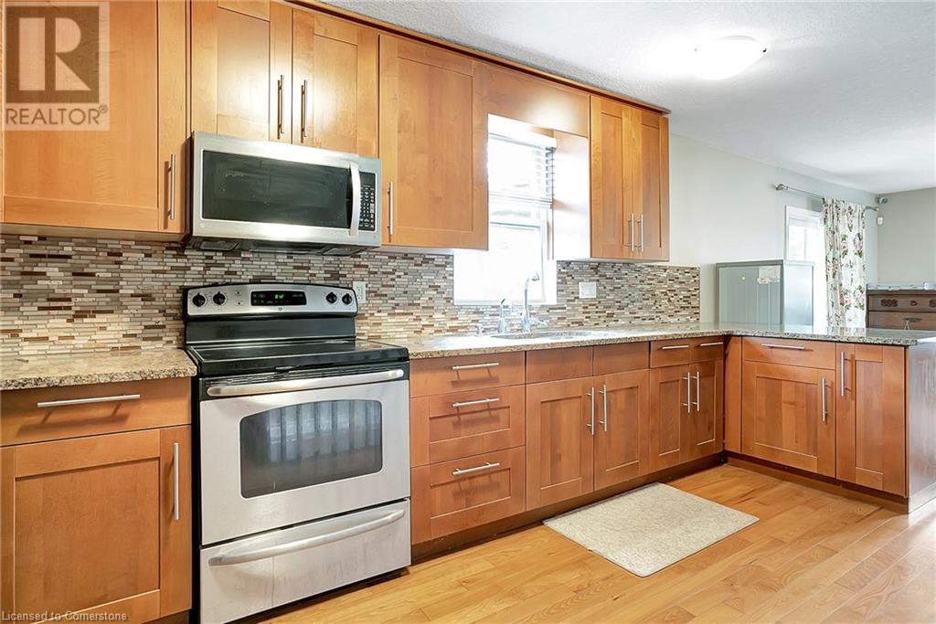 1392 Doon Village Road, Kitchener, Ontario  N2P 1A5 - Photo 8 - 40744142