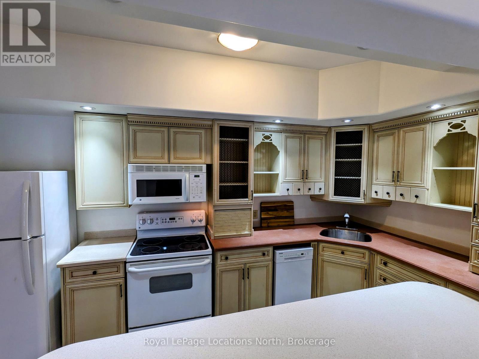 6 - 33 Louisa Street E, Blue Mountains, Ontario  N0H 2P0 - Photo 10 - X12240928