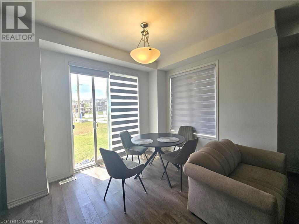 2 Saxony Street, Kitchener, Ontario  N2R 0S3 - Photo 4 - 40743595
