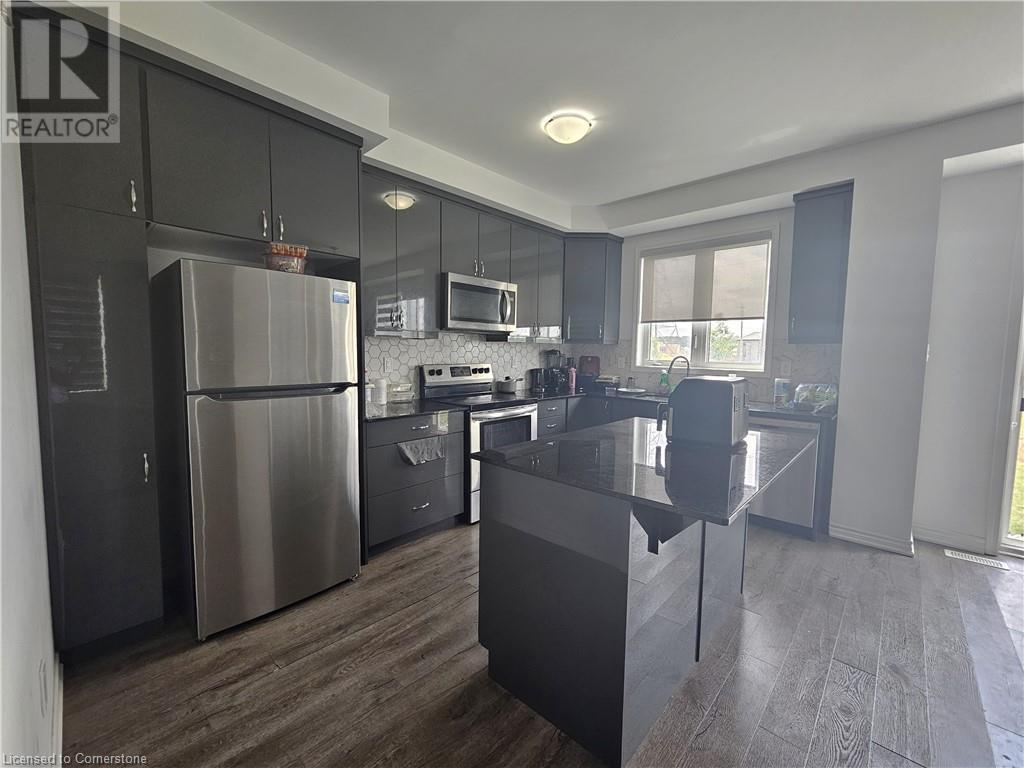 2 Saxony Street, Kitchener, Ontario  N2R 0S3 - Photo 5 - 40743595
