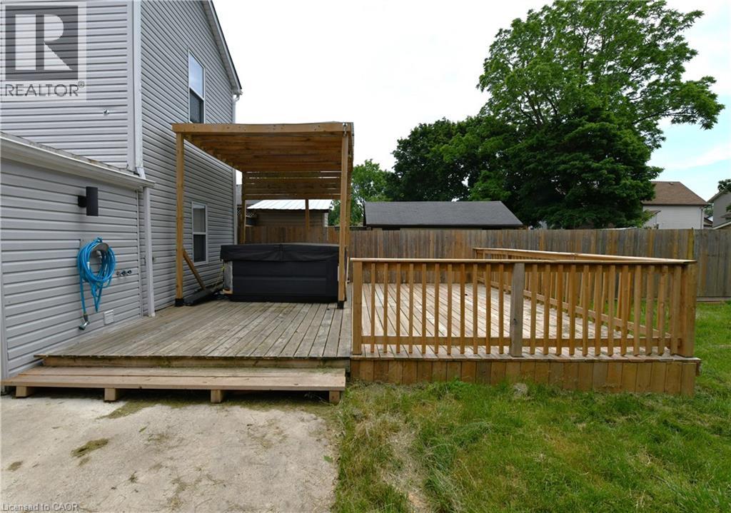 10 Meda Street, St. Thomas, Ontario  N5P 1W5 - Photo 5 - 40742855