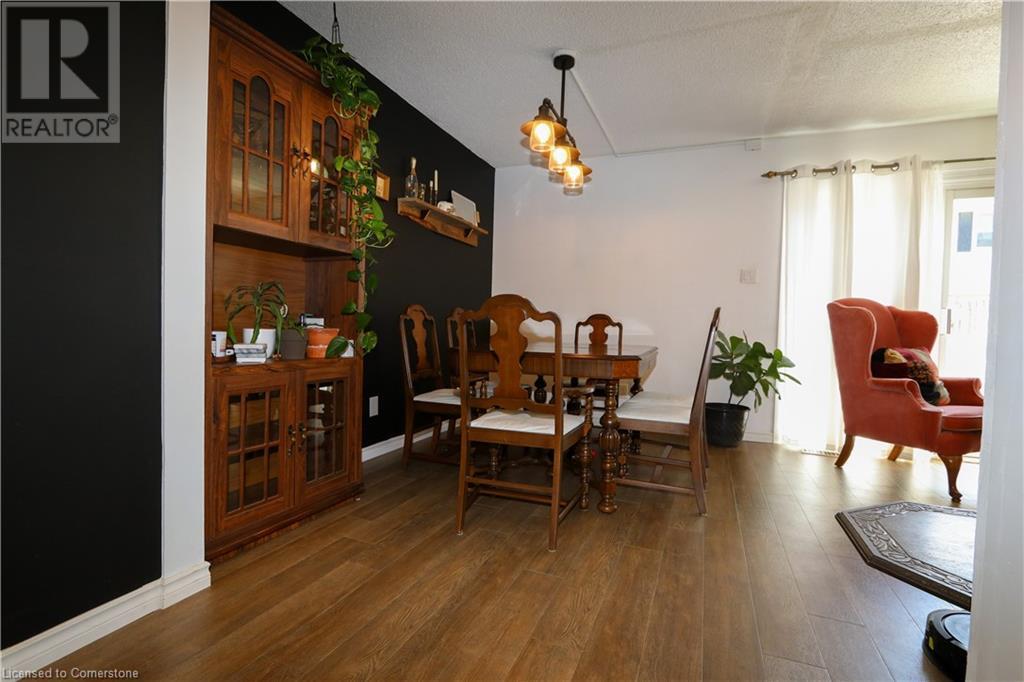423 Keats Way Unit# 1, Waterloo, Ontario  N2L 5S7 - Photo 6 - 40744062