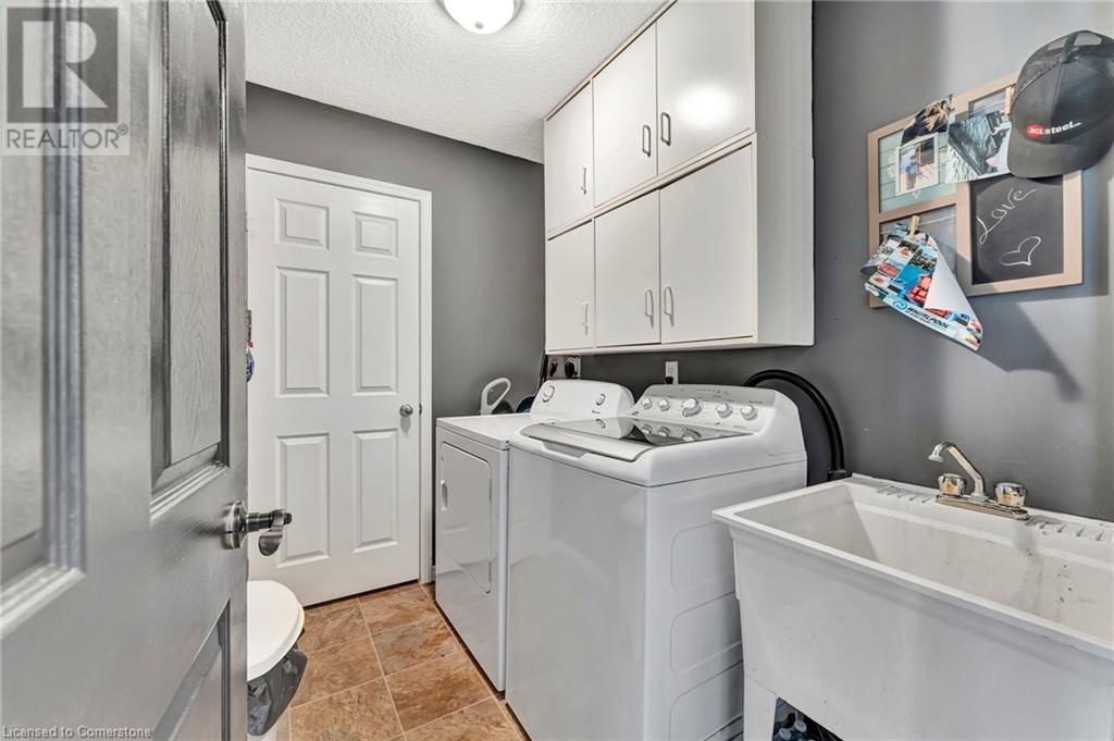58 Featherstone Street, Kitchener, Ontario  N2R 1Z4 - Photo 34 - 40743086