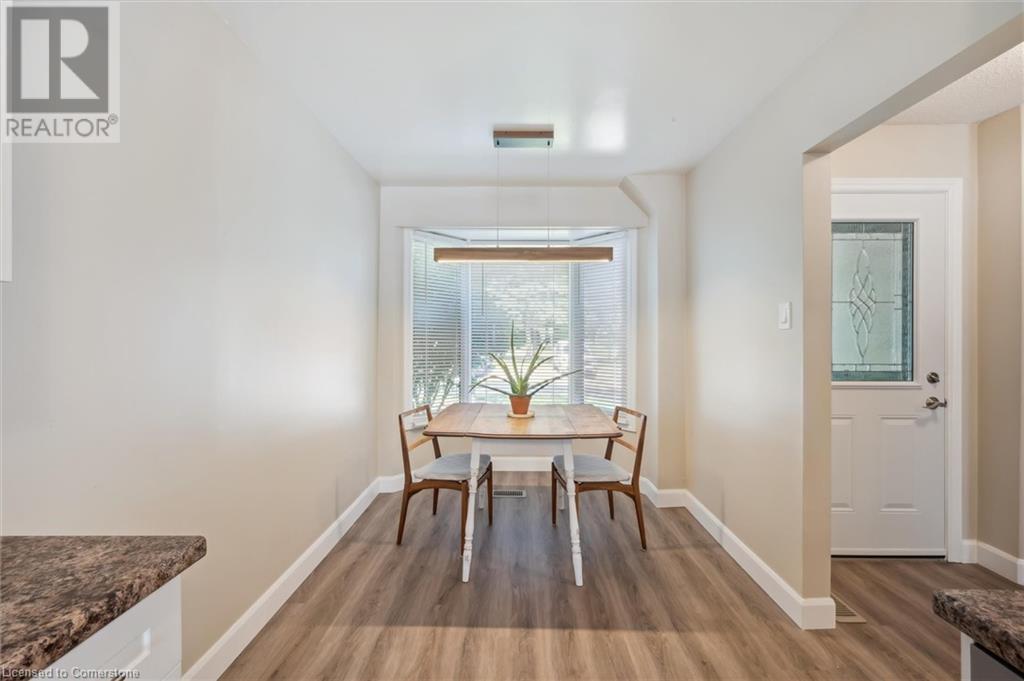 476 Kingscourt Drive Unit# 22, Waterloo, Ontario  N2K 3R3 - Photo 8 - 40743048